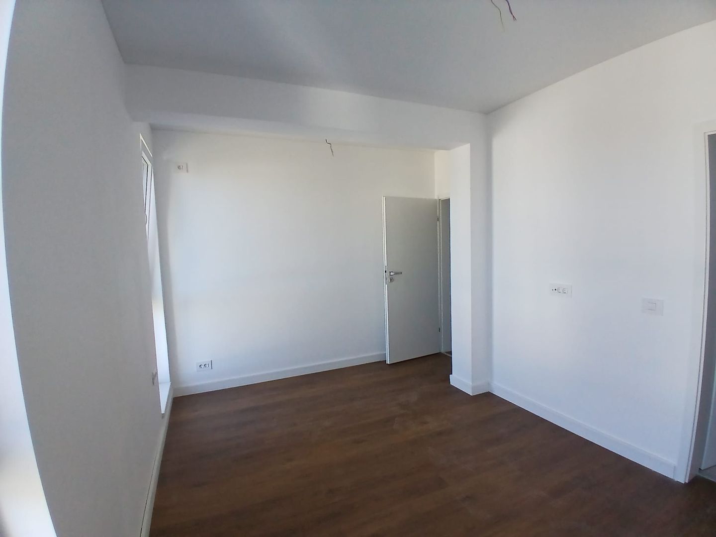 Apartament 3 camere de vanzare Bragadiru - Poză 2