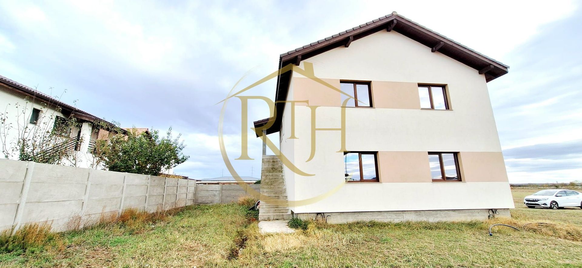Se vinde duplex modern cu 3 camere  plus teren in Giroc ,zona linistita. - Poză 4