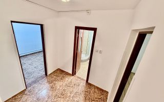 BRASADAS închiriază vila - zona Popa Nan, Calea Calarasilor. - Poză 12