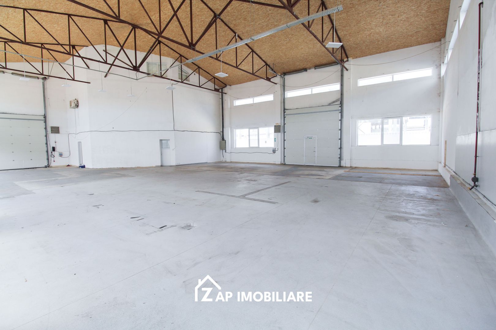 Hală 360 mp - Pardoseală Elicopterizată - Acces TIR & Curent Trifazic - Poză 3