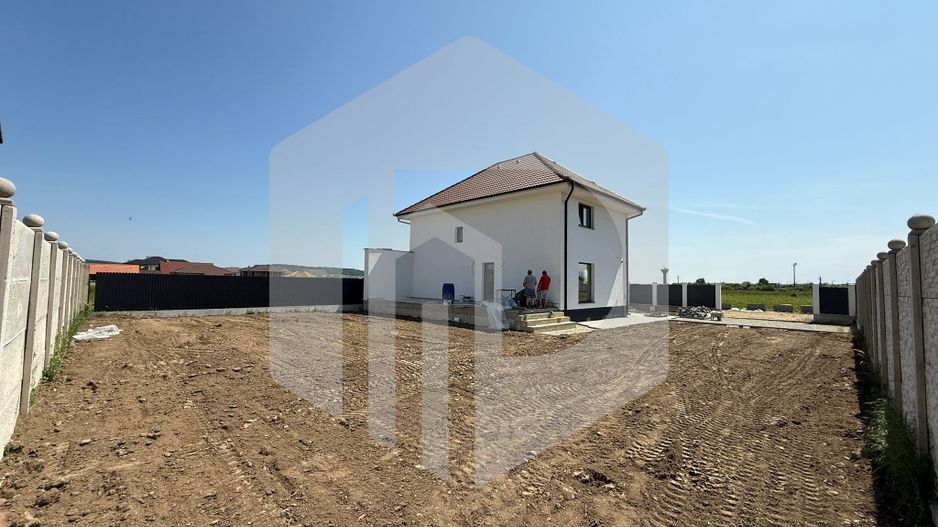 Casa in Cristian | 4 Camere | 647 Teren +137mpu+ Terasa | 0% Comision - Poză 7