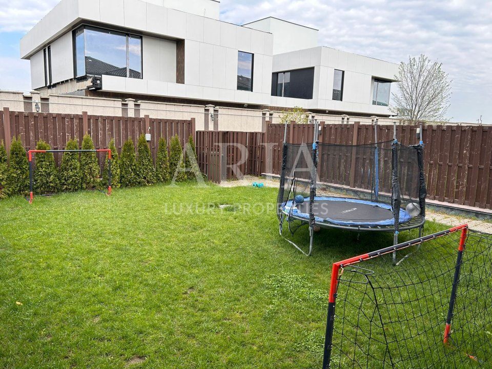 OXFORD GARDENS -  LUXURY GATED COMMUNITY - Poză 16