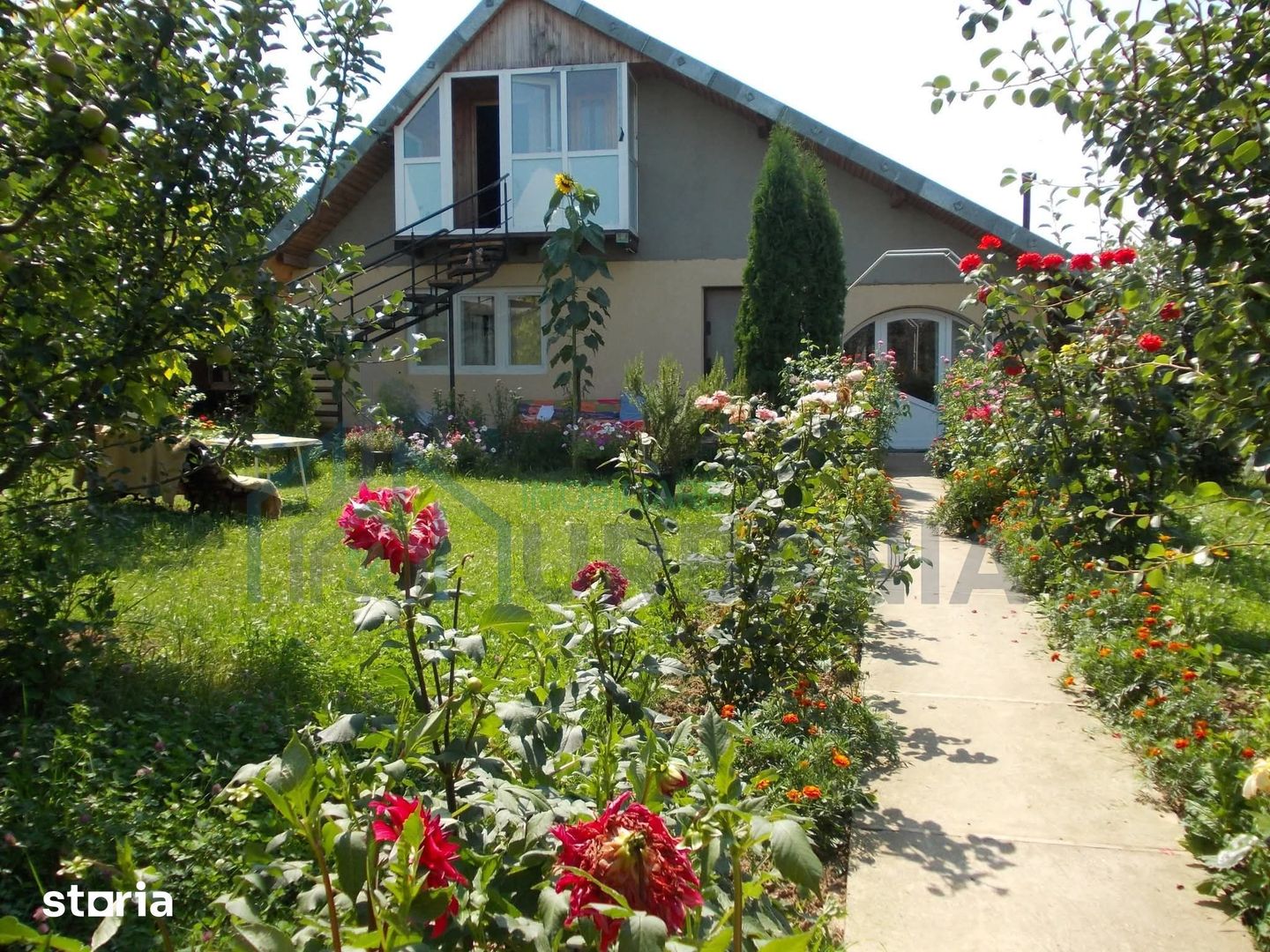 Casă de vânzare în Picioru Lupului, comuna Ciurea – Gospodărie autosuficientă, la marginea pădurii - Poză 1