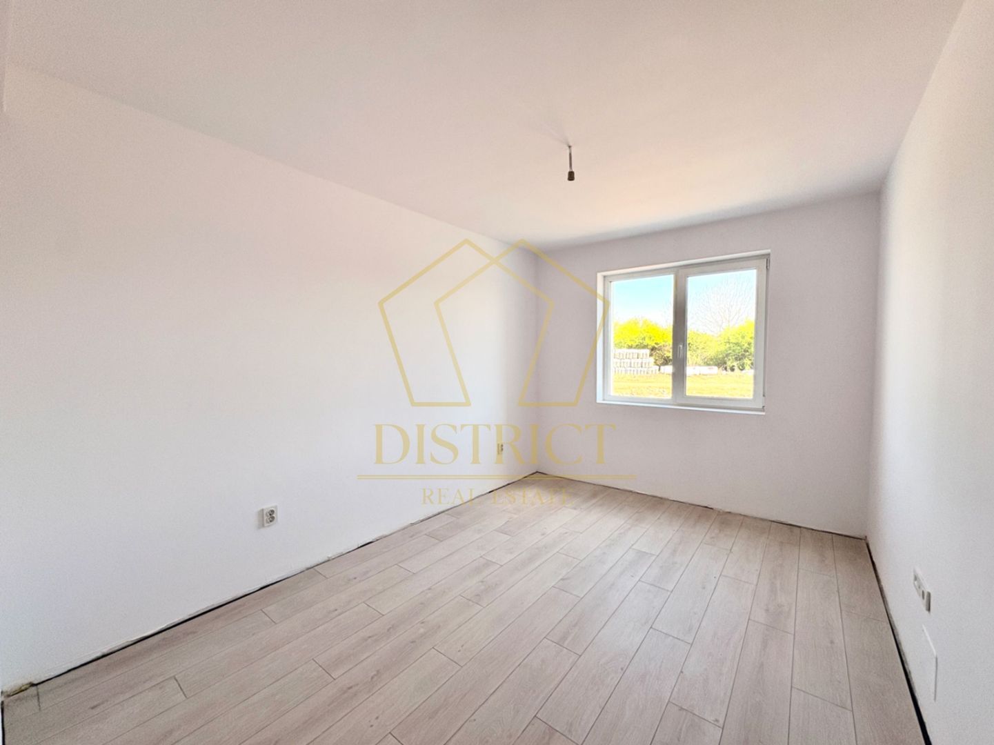 Apartament decomandat cu o camera si balcon | Giroc | Zone 2 - Poză 3