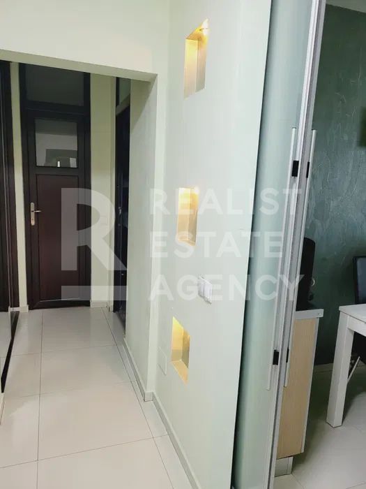 Vânzare, apartament cu 3 camere în zona Drumul Taberei - Poză 6