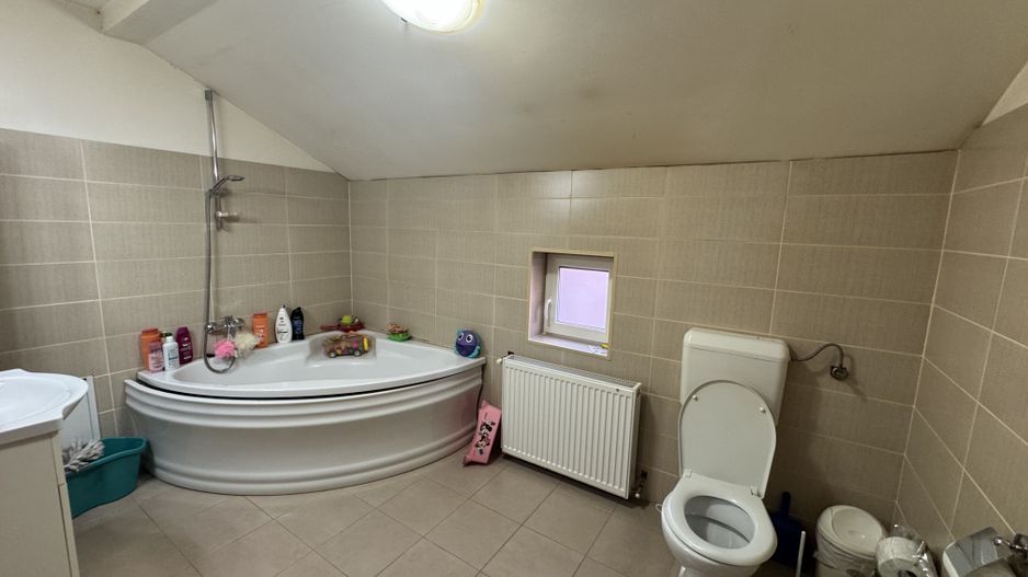 Casa Individuala Sanmihaiu Roman,P+M,4 Camere,2 Bai,Panouri Solare,Carport Auto - Poză 15