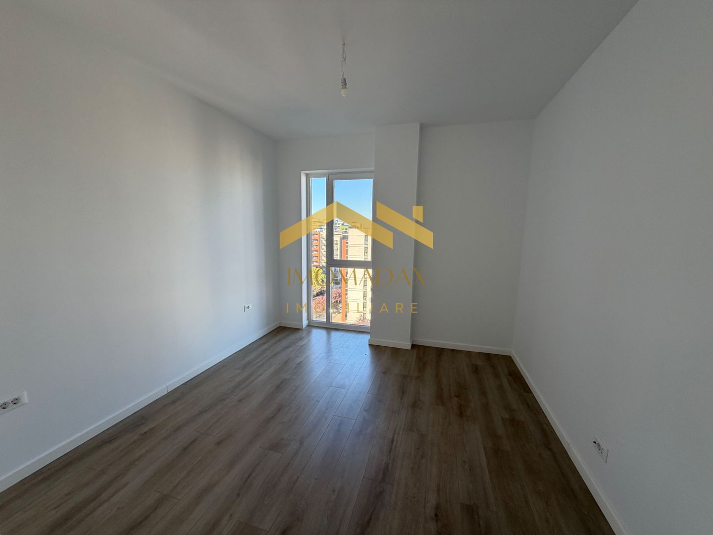 109 Corner-3 Camere-Etaj 1 - Poză 3