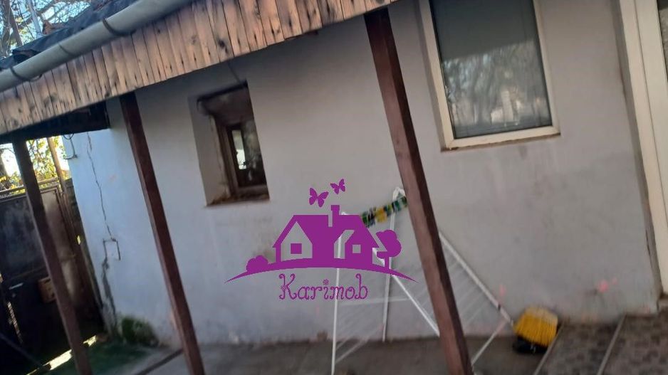 Casa la curte comuna in localitatea Nojorid - Poză 7