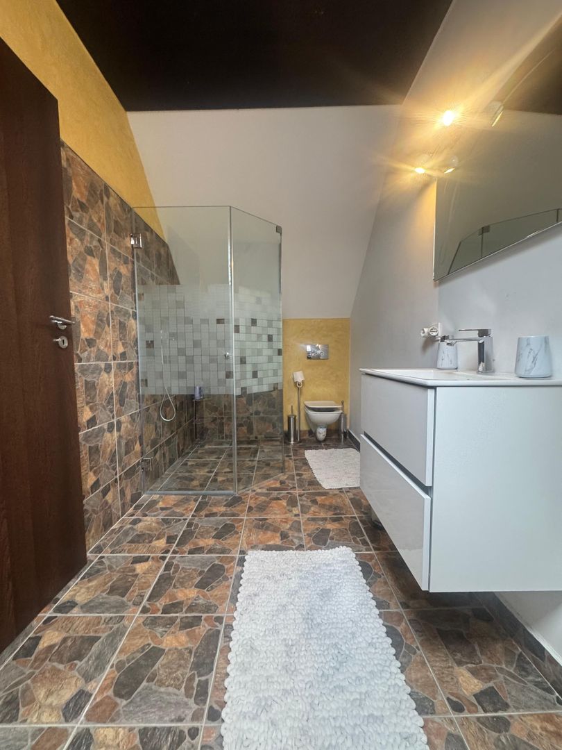 Pensiune deosebită în Bran || priveliște panoramică, facilitati premium - Poză 13