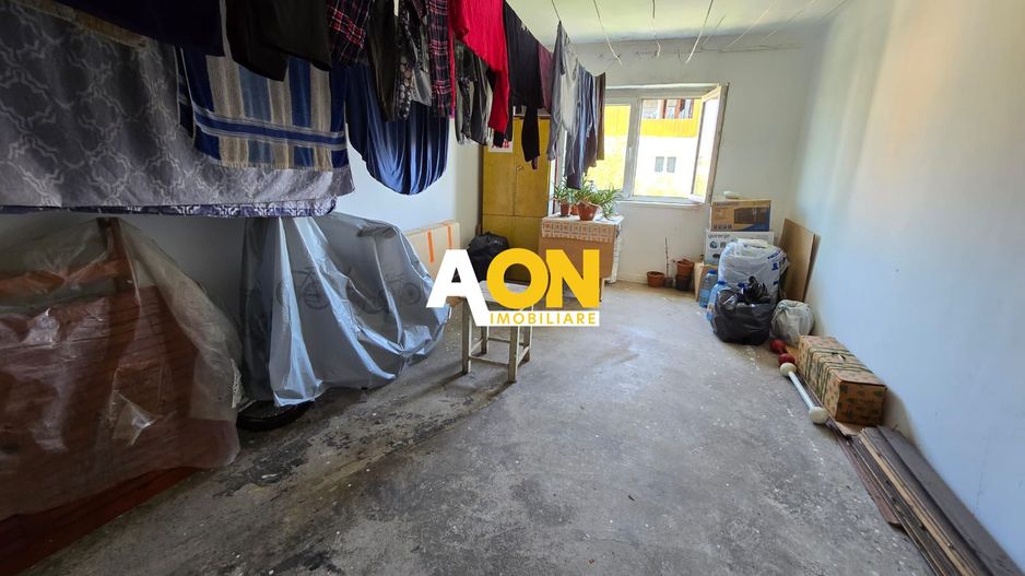 Apartament 2 camere, decomandat, mobilat utilat, zona Mercur - Poză 9