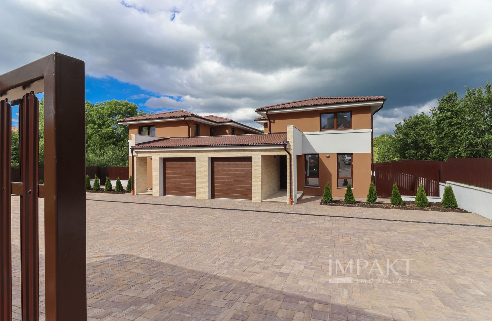 Case cuplate 5 camere si teren de 700 m2 in Feleacu - Poză 4