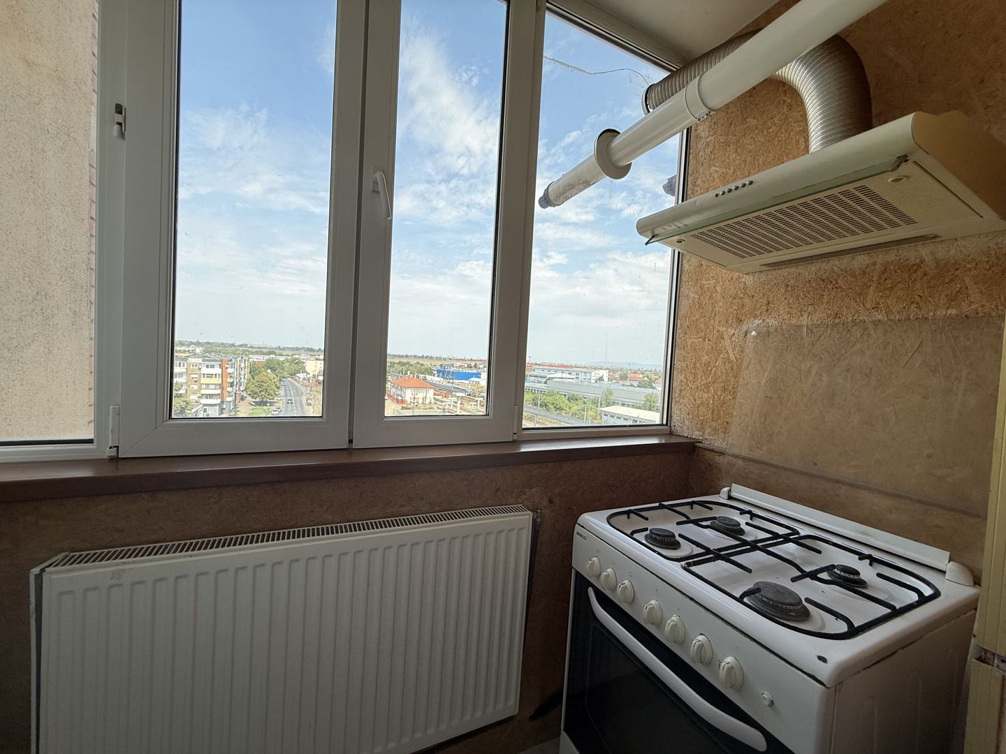 Apartament 3 camere, decomandat, renovat recent, Aradul Nou - Poză 4