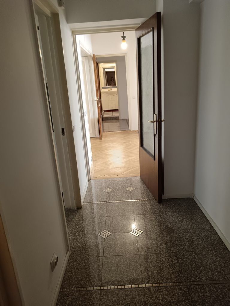 Apartament elegant I Piață Universitatii I 106 MP I 5 minute Metrou - Poză 5