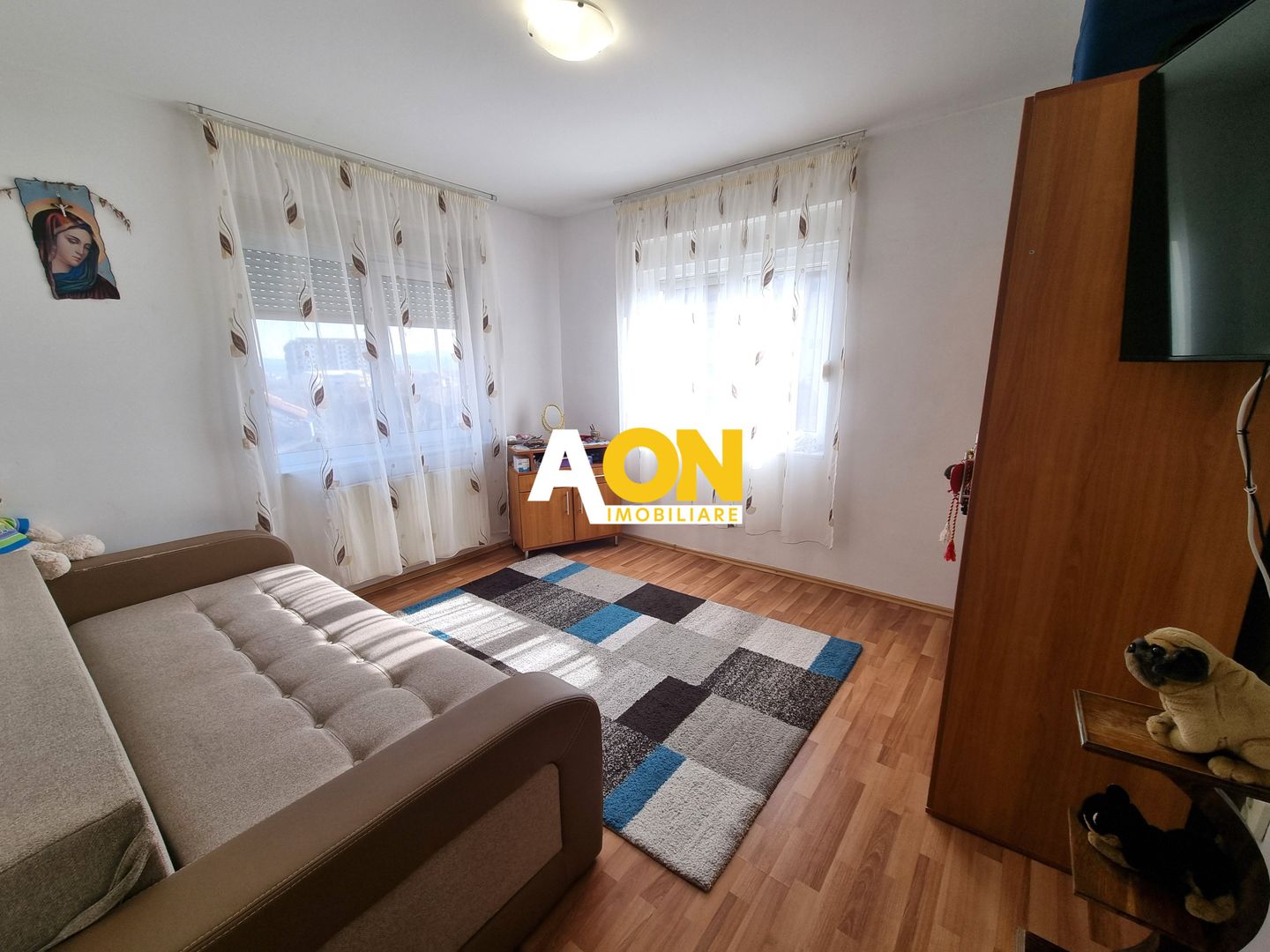 De vanzare apartament 3 camere, zona Kaufland, Cetate - Poză 7