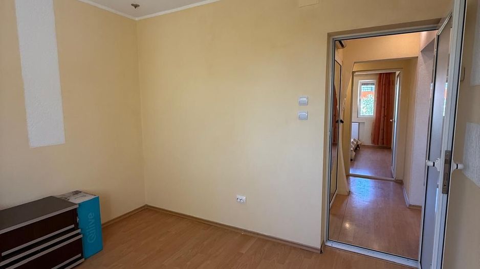 Apartament decomandat - 3 Camere - Mazepa 1 - 74.900 Euro - Poză 8