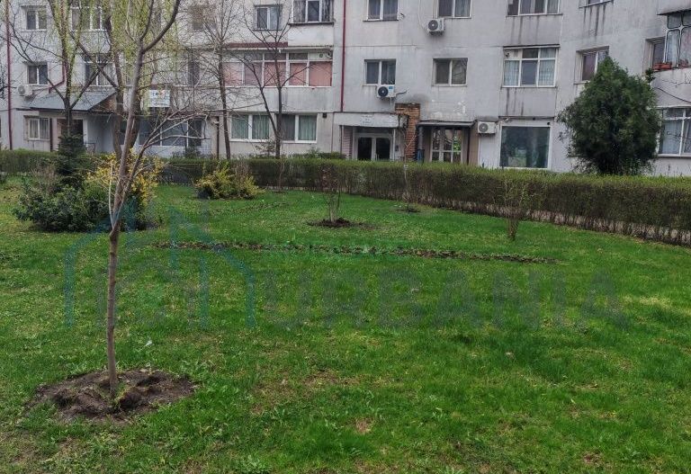 Închiriez  Apartament cu doua camere - Poză 1
