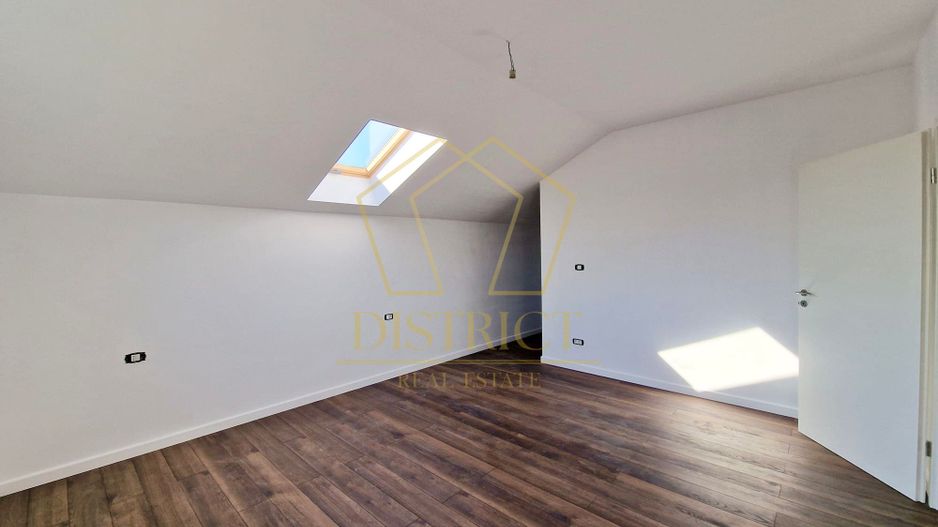 Duplex superb cu 4 camere si dressing | Mosnita Veche | Lidl - Poză 7