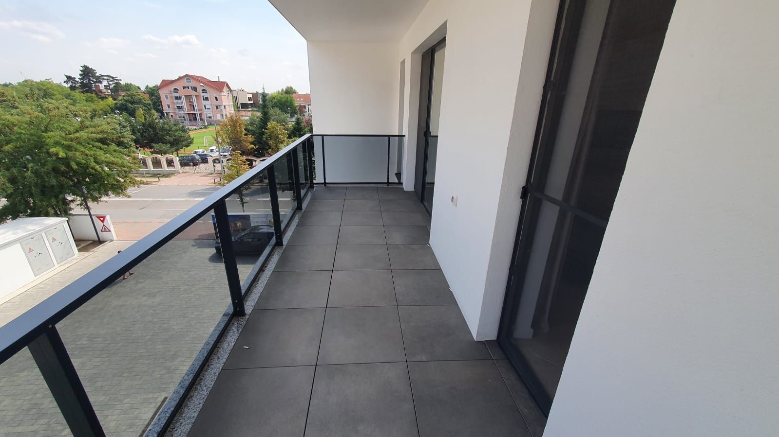 Apartament 3 camere Iancu Nicolae Cambridge School - Poză 4