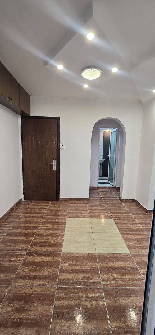 Apartament 4 camere Soseaua Berceni /an 1981 - Poză 12