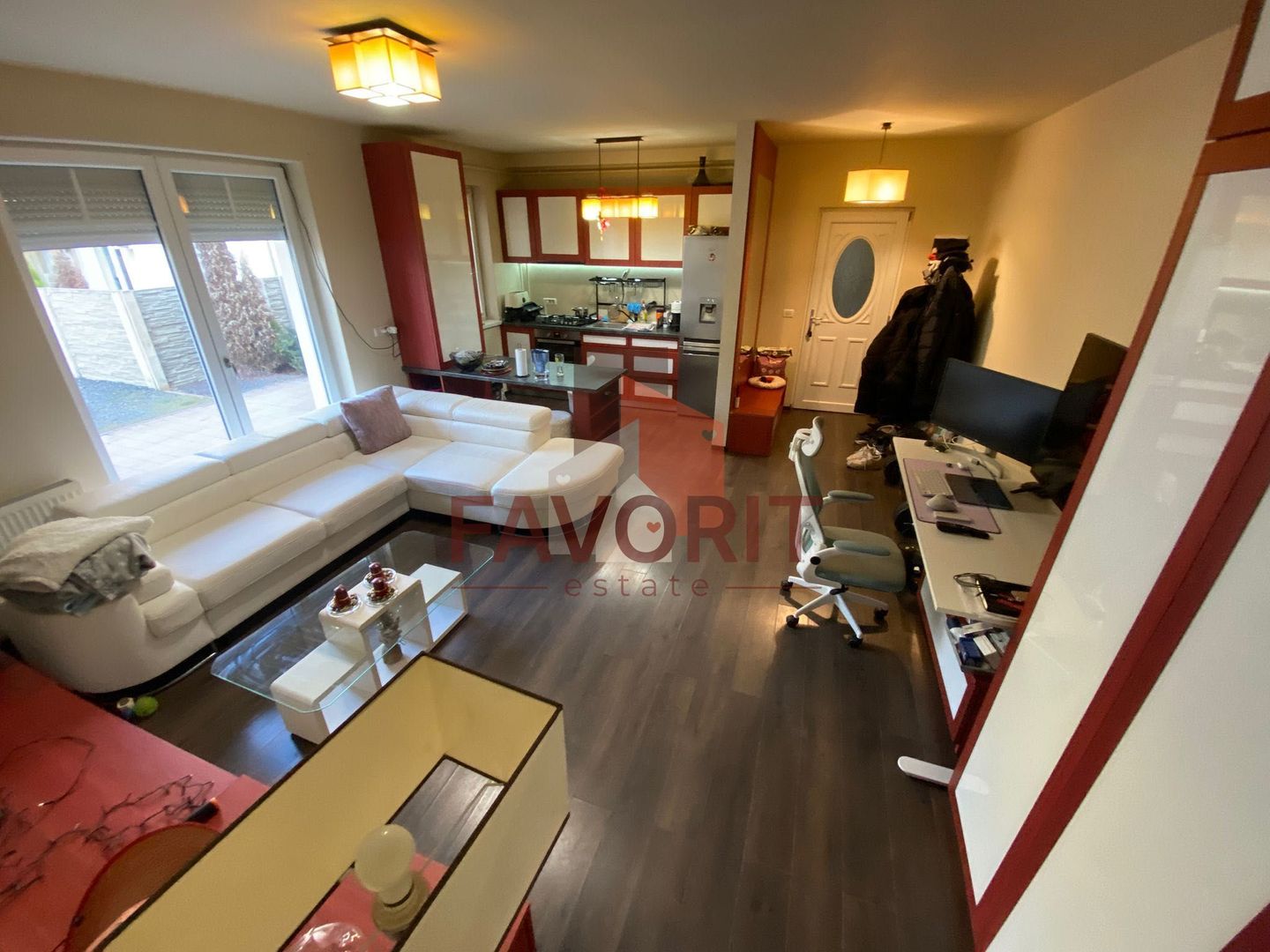 Gradina in CF de 63 mp. Mobilat si utilat. Pozitie excelenta - Poză 1