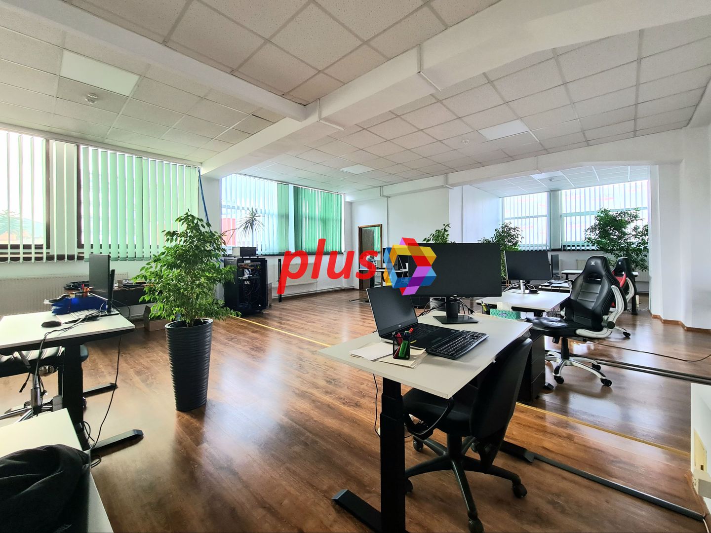 Spatiu birouri de închiriat Brasov - 110 mp # plus-imo.ro - Poză 2