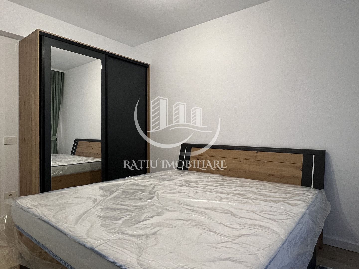 Apartament cu 3 camere | Parcare Subterana | Prima Arena | Oradea - Poză 8