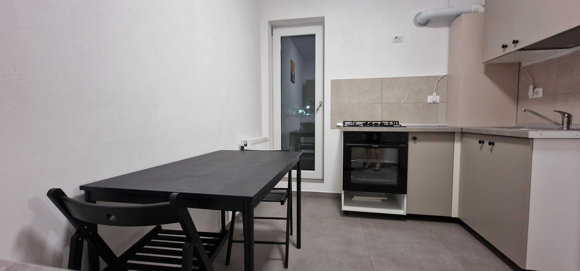 Apartament 2 camere de inchiriat | centrala proprie | parcare | metrou Pacii - Poză 4