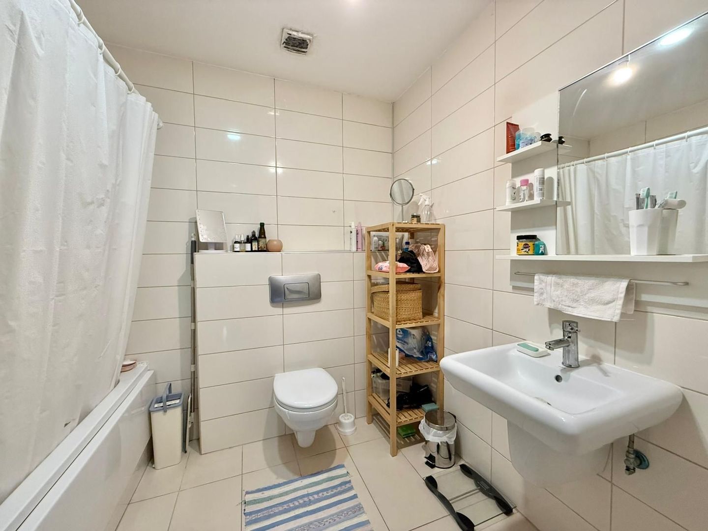 COSMOPOLIS - Apartament cu 2 camere tip studio, mobilat si utilat. - Poză 12