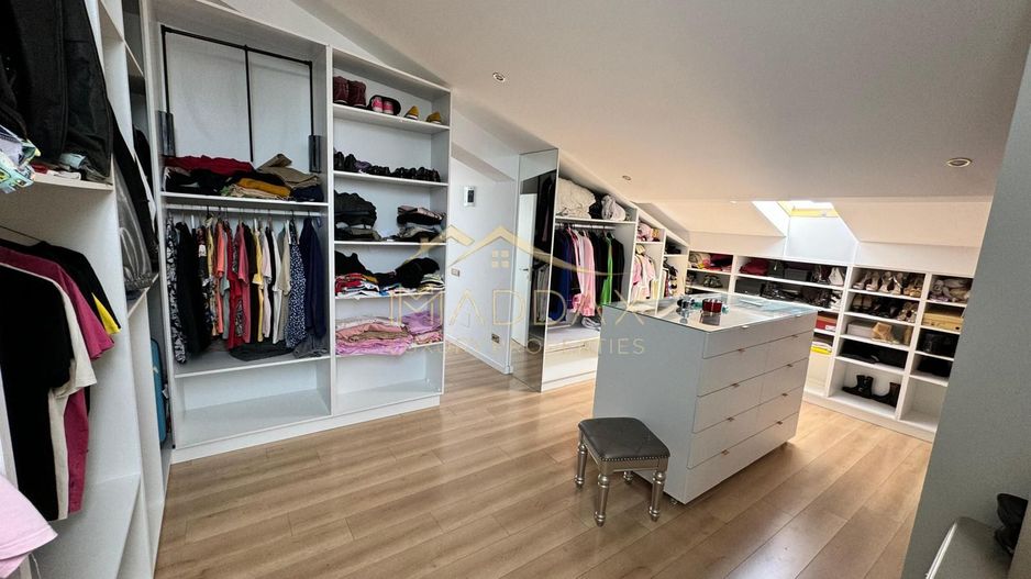 Vila moderna 6 camere // 190mp // teren 300mp / Tunari - Poză 5