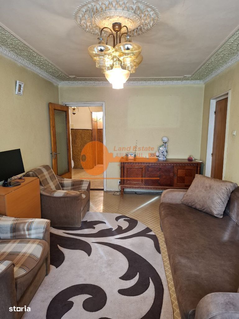 Apartament 4 Camere Crangasi - Poză 3