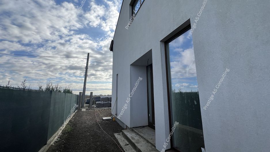 Duplex  4 Camere 250mp Teren| Mosnita Noua-Str Oituz - Poză 2