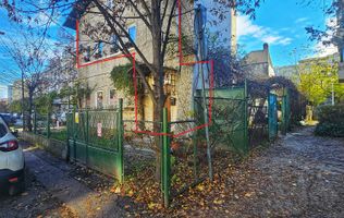 Casa P+1E+M, cu 5 camere în Cantacuzino – ideală birouri sau locuință