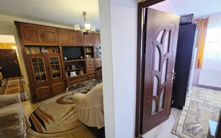 Apartament 3 camere Breaza Central | 56 mp | balcon | bloc beton - Poză 14