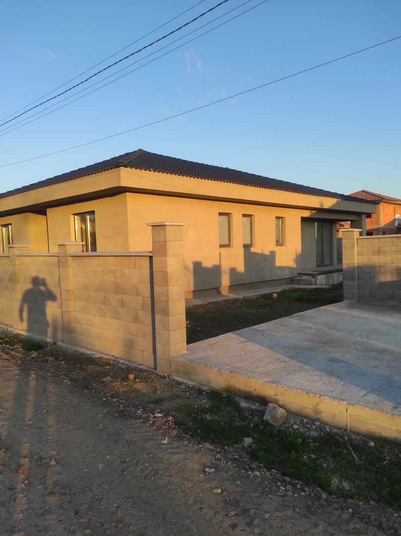 Casa pe partner de vanzare - Poză 7