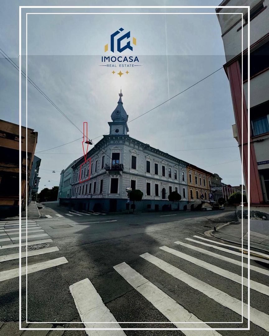 De vânzare Apartament 3 camere de renovat B-dul Decebal Arad - Poză 2