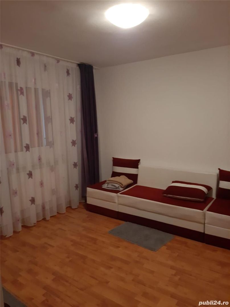 Apartament 2 camere, Port - Poză 1