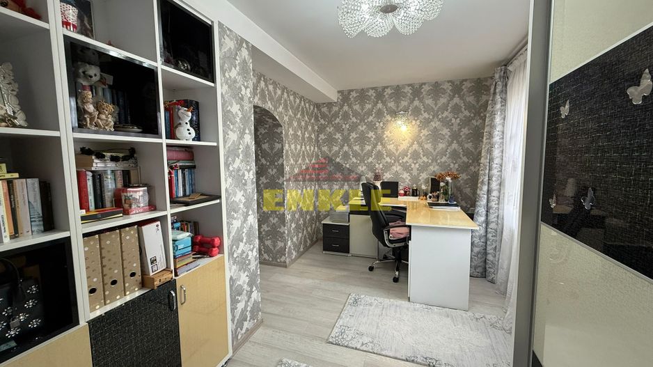 De vanzare Vila situata Ultracentral-425 mp - Poză 10