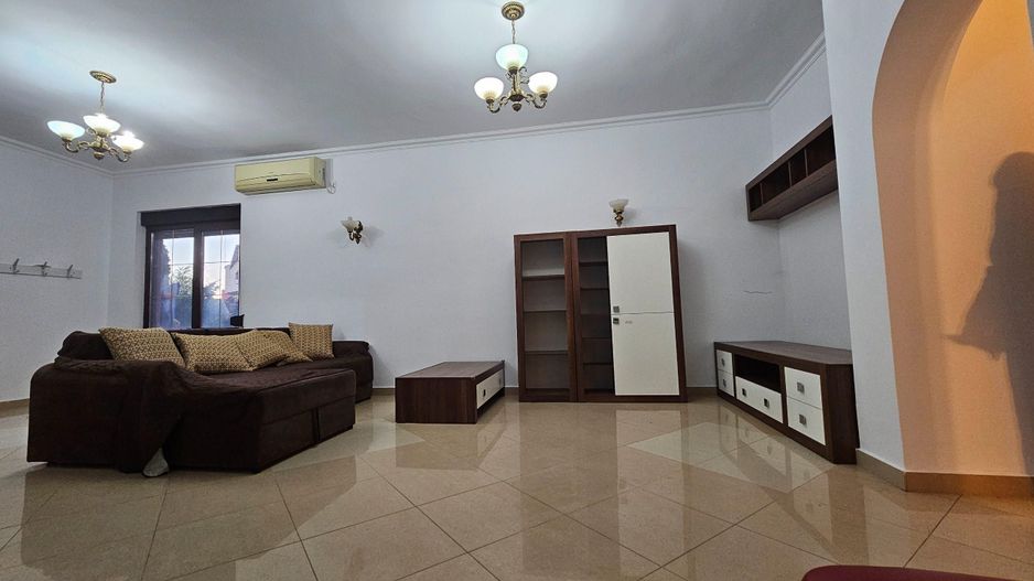 Apartament 3 camere de inchirat Rond OMV Pipera Nou curte 45M - Poză 4