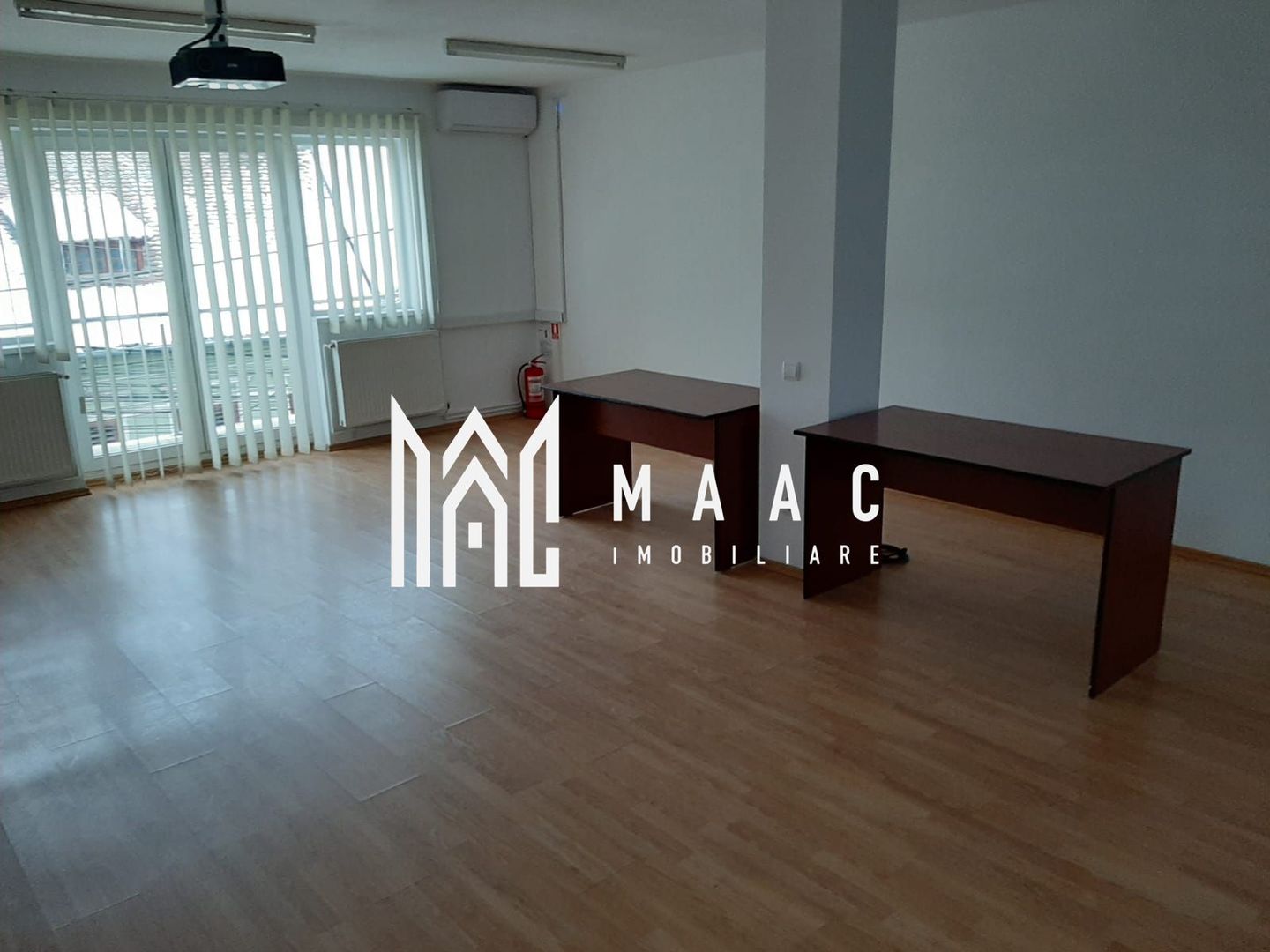 Spațiu birouri 60 mp | Sibiu Central | open space, renovat - Poză 1