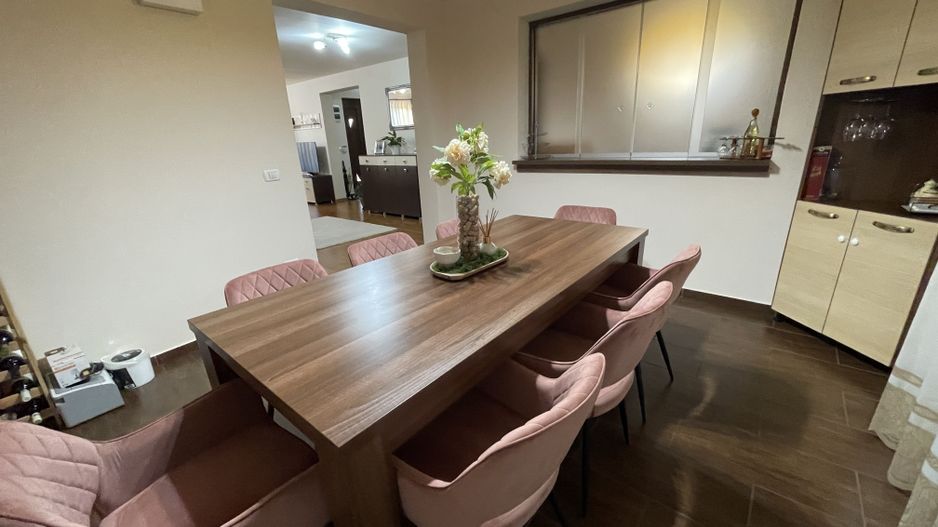 Casa moderna, frumos amenajata in zona Bogdanestilor - Poză 5