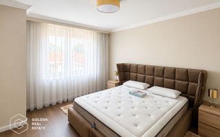 Apartament premium, zona Subcetate, 3 camere, 2 bai, loc parcare, sala, piscina - Poză 10
