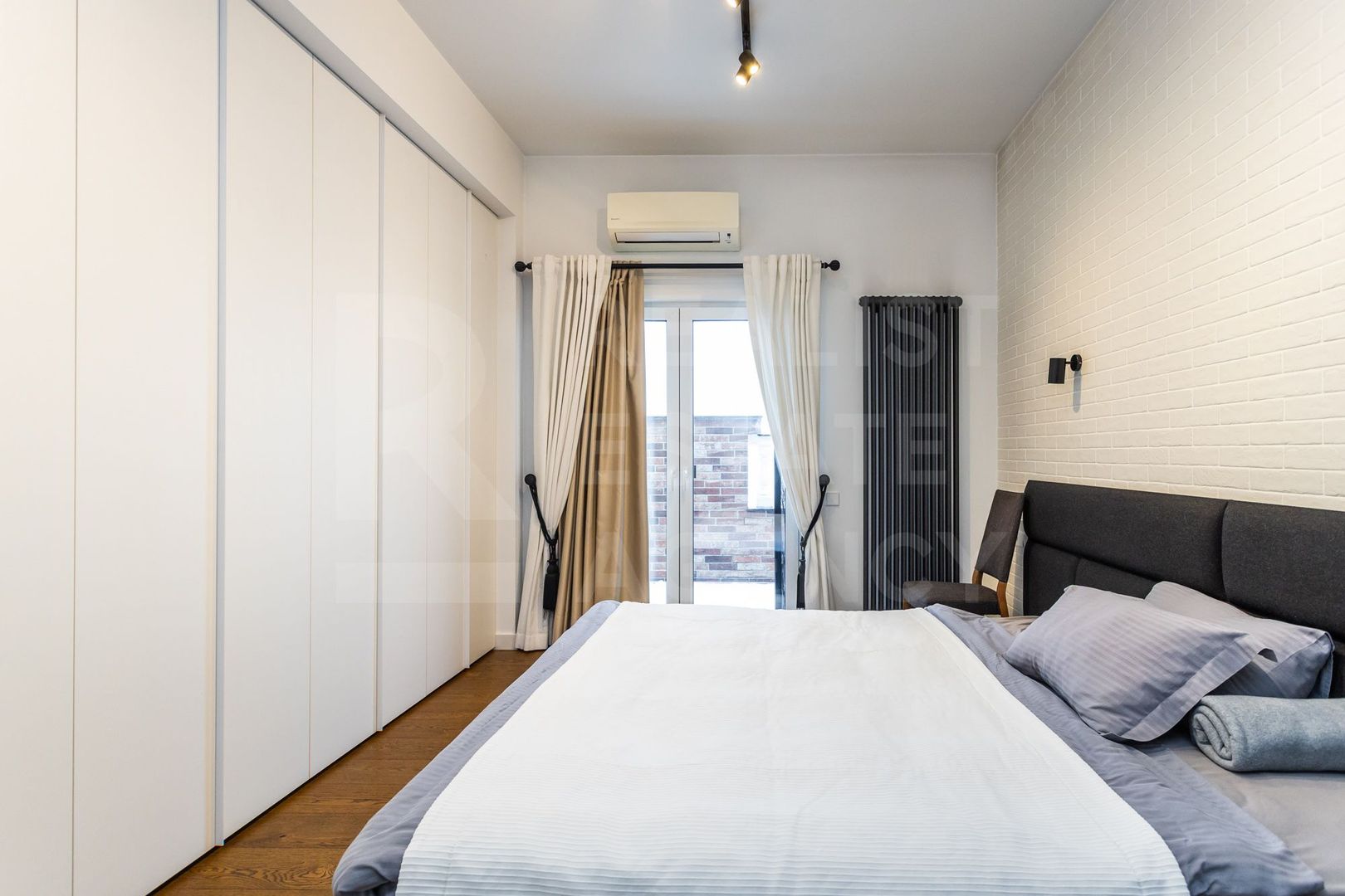 Chirie, apartament 3 camere, strada Alexandru Bernardazzi, Centru - Poză 9