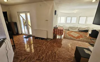 Casă 5 camere + teren generos 1700 mp – Ariceștii Rahtivani - Poză 24