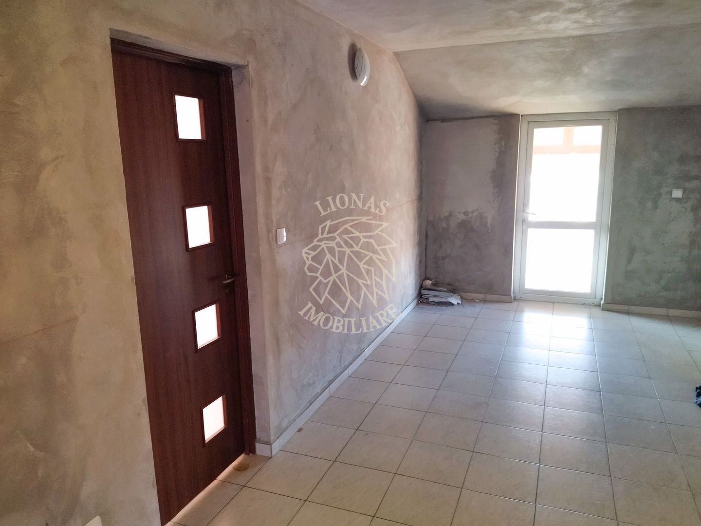 Oportunitate investitie! Casa 420 mp+balcoane-terasa 28 mp-Zavoaie - Poză 6