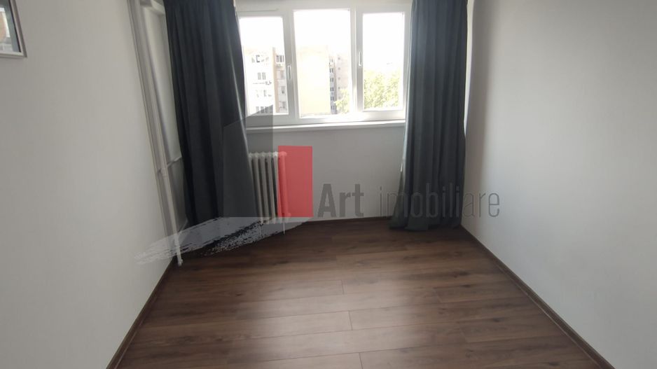 Vânzare apartament decomandat 4 camere Bd. Obregia - Pasajul Europa Unită - Poză 4