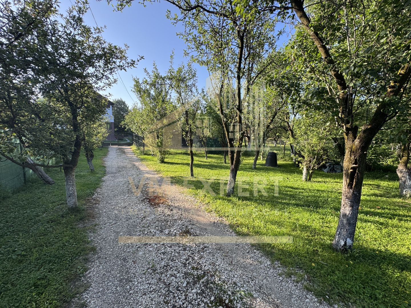 VILA S+P+E-306 MP, TEREN 2078 MP, CAMPULUNG - Poză 70