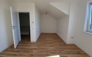 Duplex finalizat cu 4 camere in Mosnita Noua - Poză 4