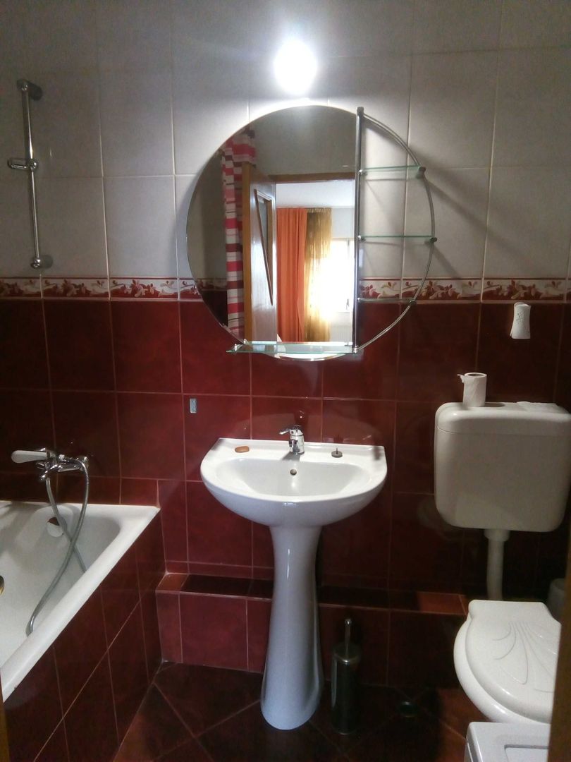 Se inchiriaza apartament spatios amenajat modern  1 Mai ( Ion Mihalache) - Poză 7