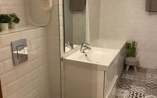 De Inchiriat Garsoniera Bd. Unirii -Traian, decomandata, renovata - Poză 4