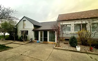 Casa moderna, 2 corpuri de cladire, teren 1000 mp, zona Aradul Nou - Poză 13